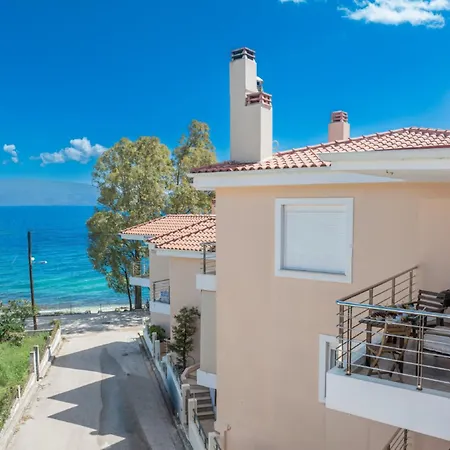 Arya Seaside דירה קרבומילוס