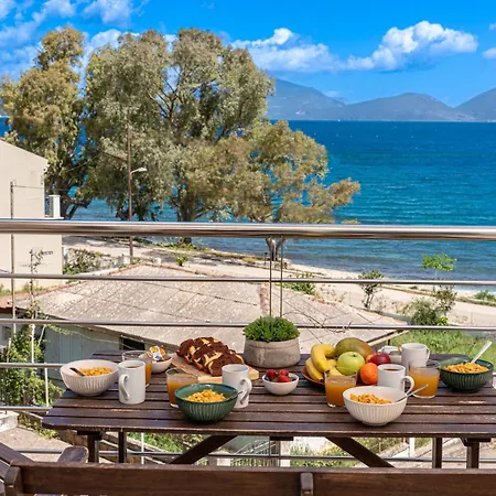 Arya Seaside Apartmán Karavomylos