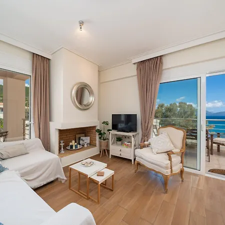 Apartment Arya Seaside Karavomylos